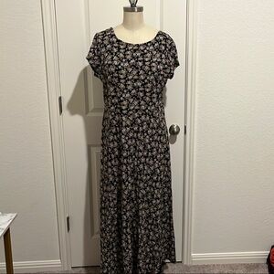 Chaps Black and White A-line Maxi Dress